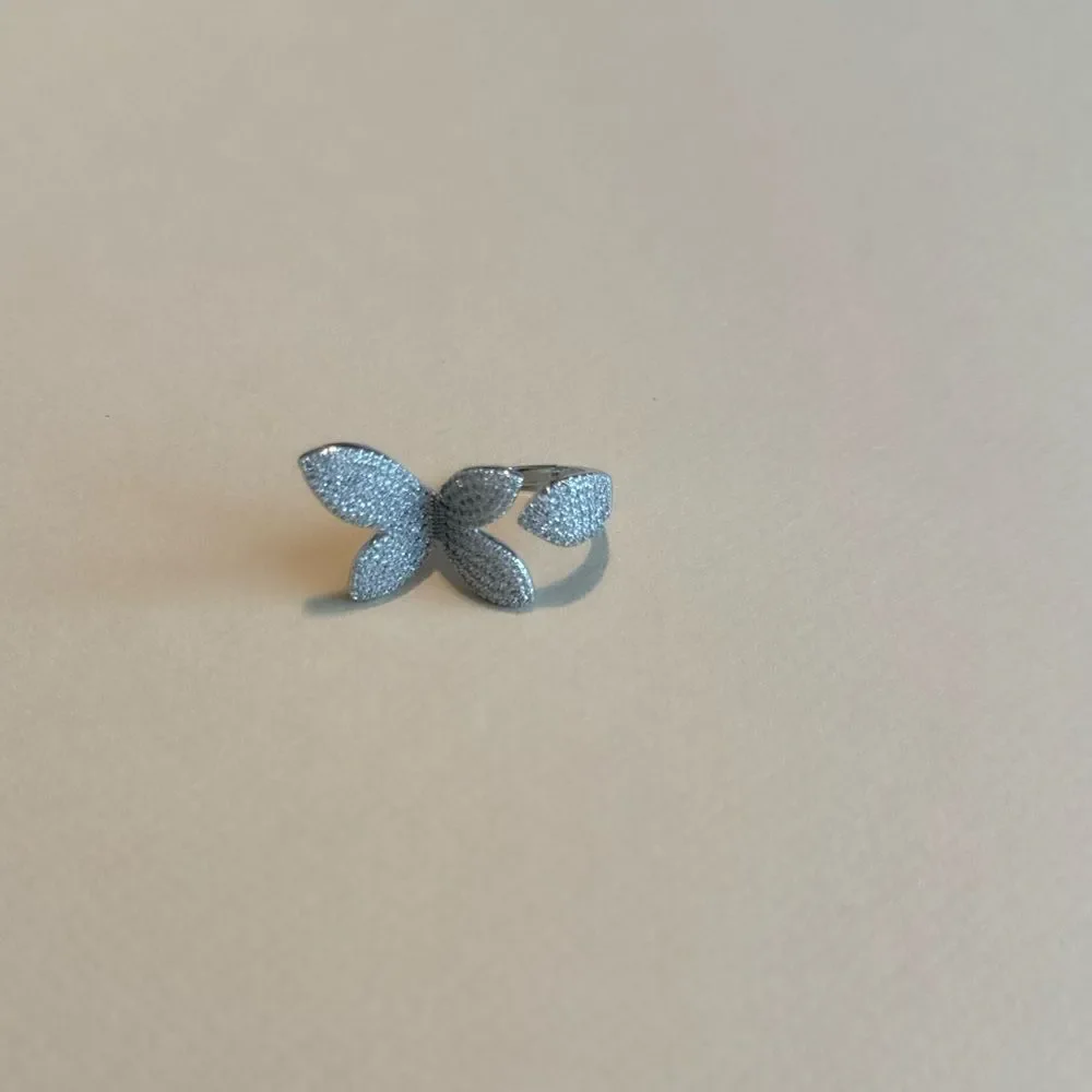 Diamond flower ring M745